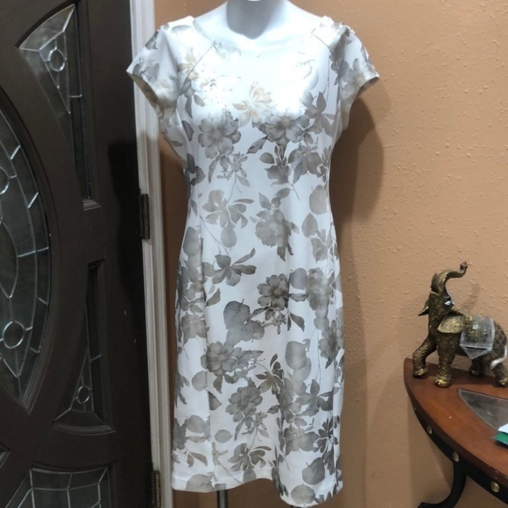 Eci New York silver floral white dress